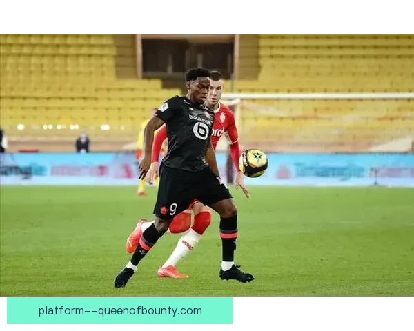 乔纳森·大卫当选法甲本月最佳球员 打破巴黎圣日耳曼球员垄断局面